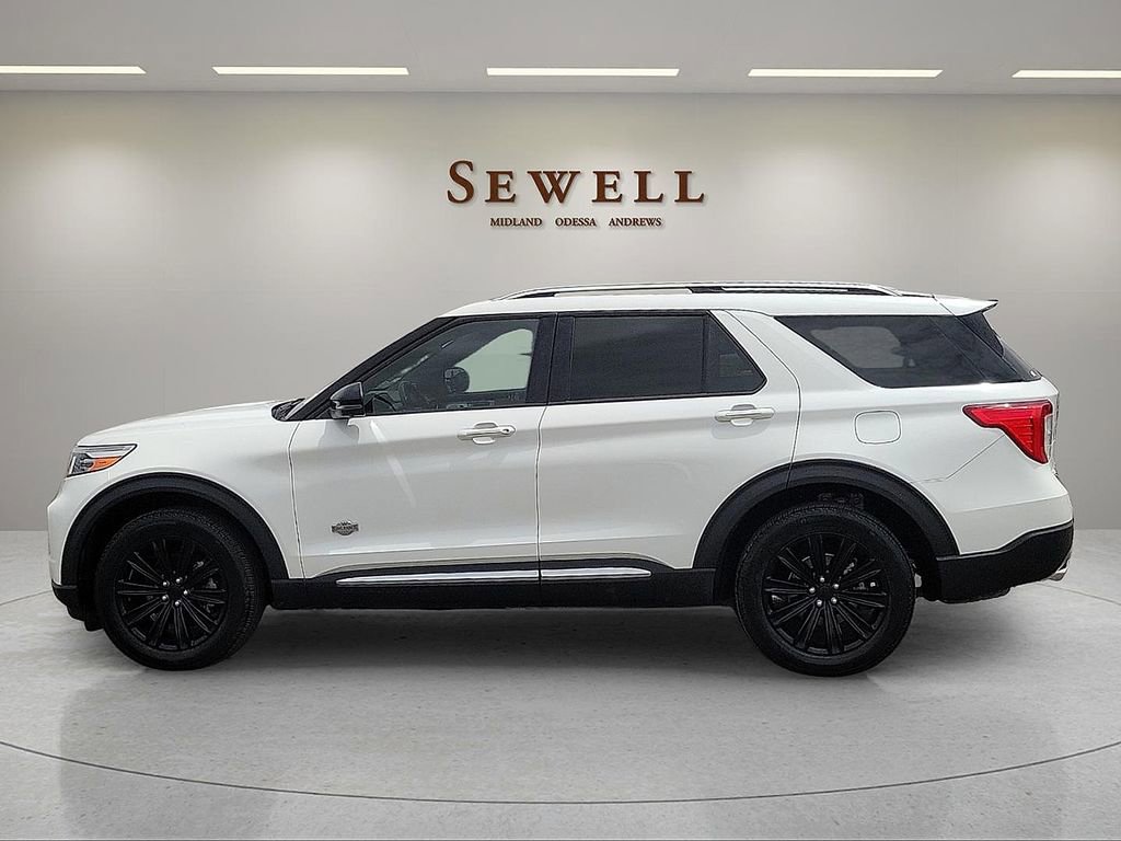 Used 2022 Ford Explorer King Ranch w/ Technology Package AWD/4WD image 2
