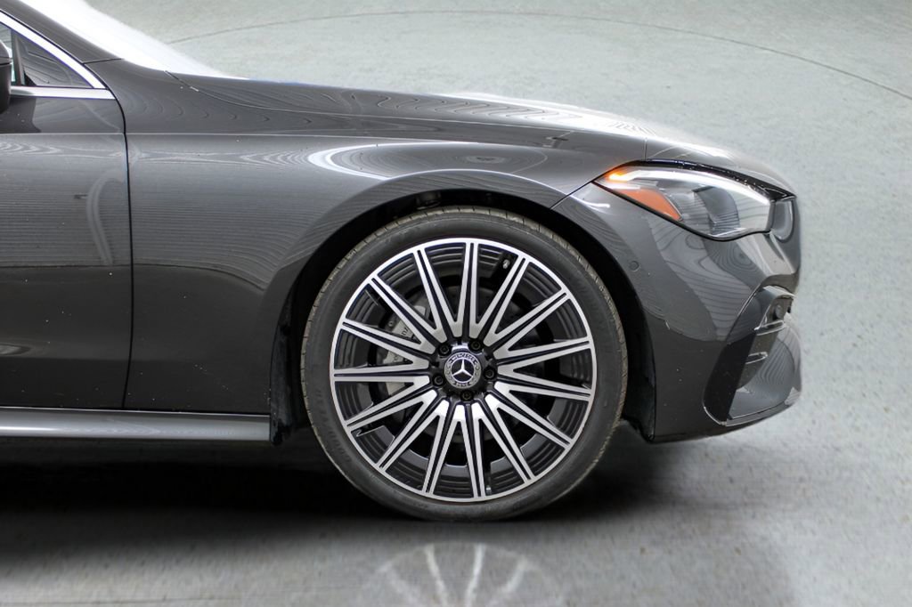 Used 2025 Mercedes-Benz CLE 300 4MATIC Coupe image 16