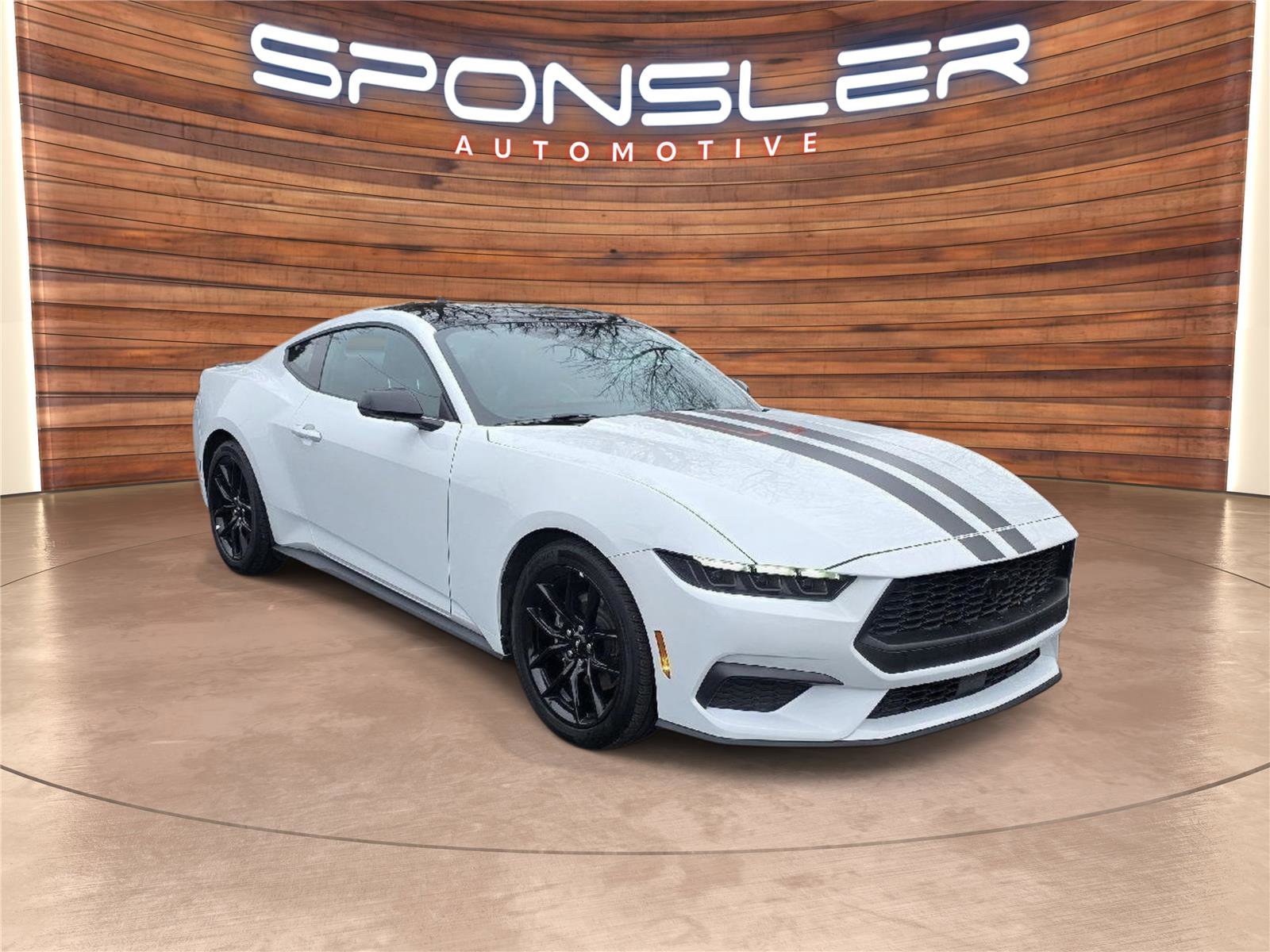 Used 2025 Ford Mustang Premium image 9