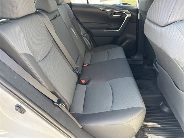 Used 2025 Toyota RAV4 XLE image 15