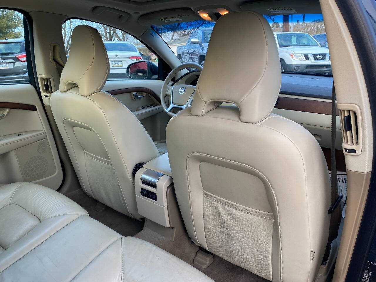 Used 2010 Volvo S80 3.2 image 27