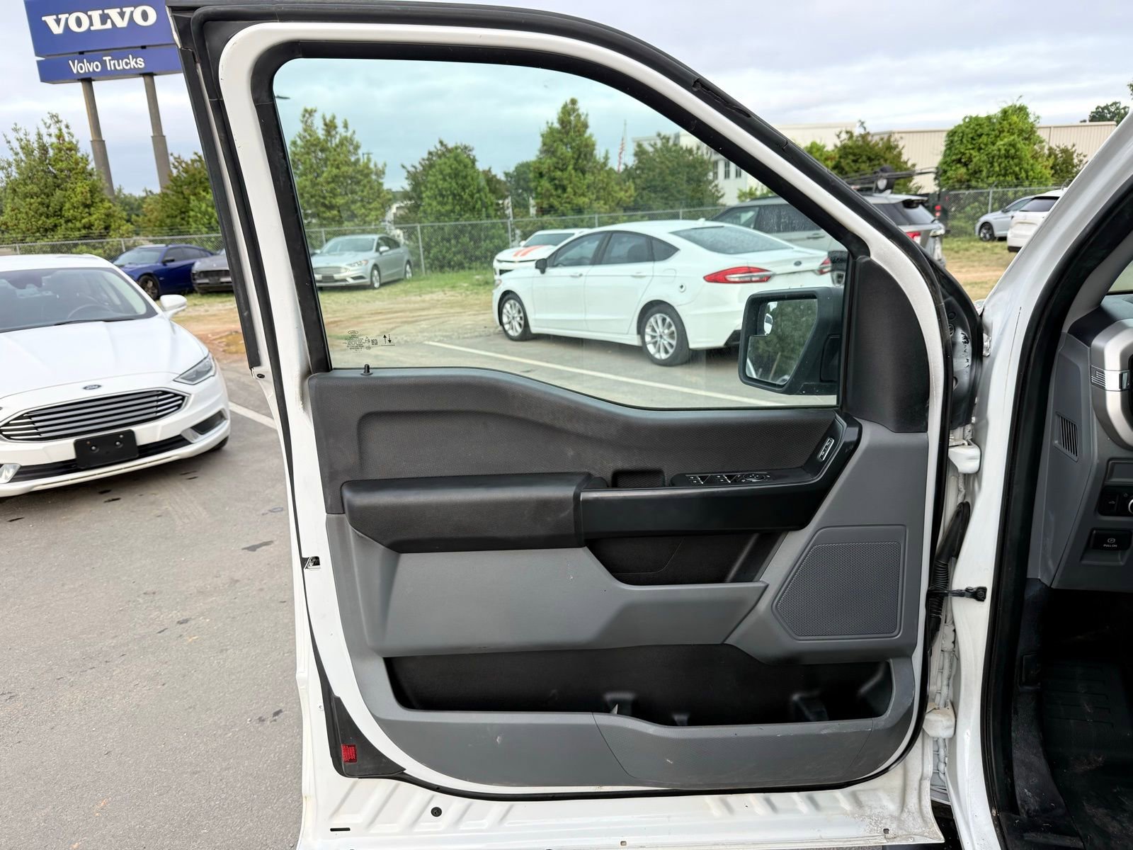 Used 2021 Ford F150 XL w/ Equipment Group 101A High AWD/4WD image 23