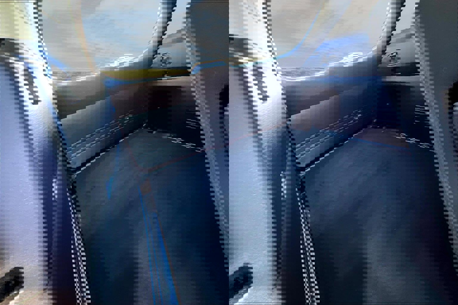 Used 2025 MAZDA CX-50 AWD 2.5 S w/ Premium Package image 17