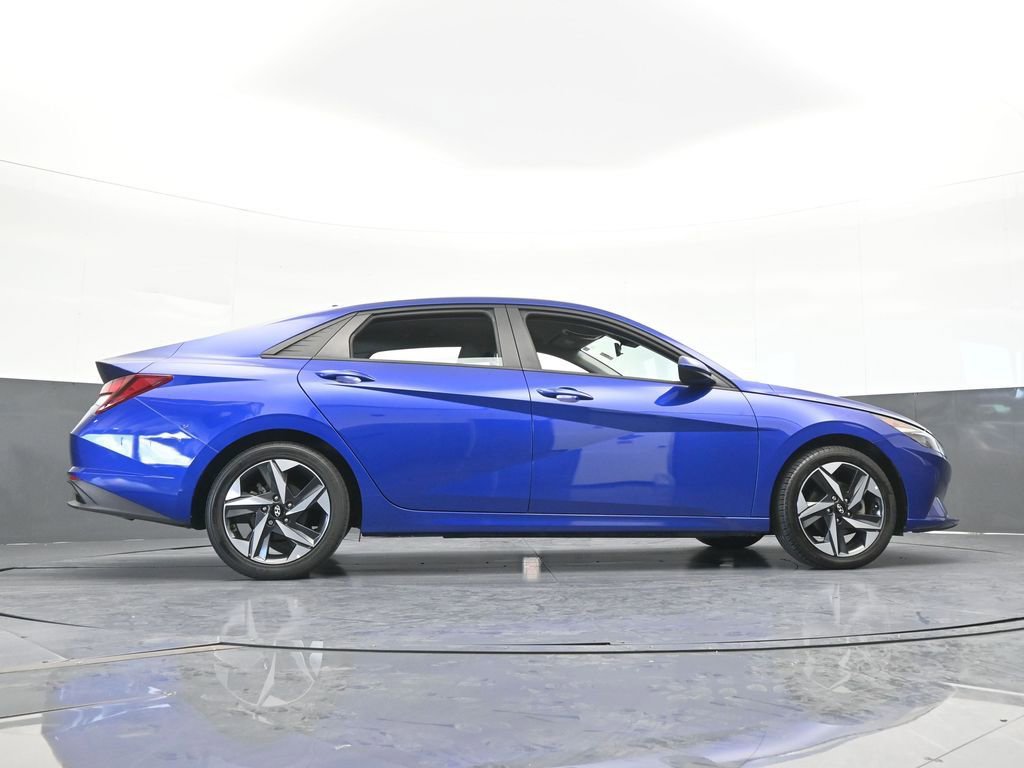 Used 2023 Hyundai Elantra SEL w/ Convenience Package FWD image 59