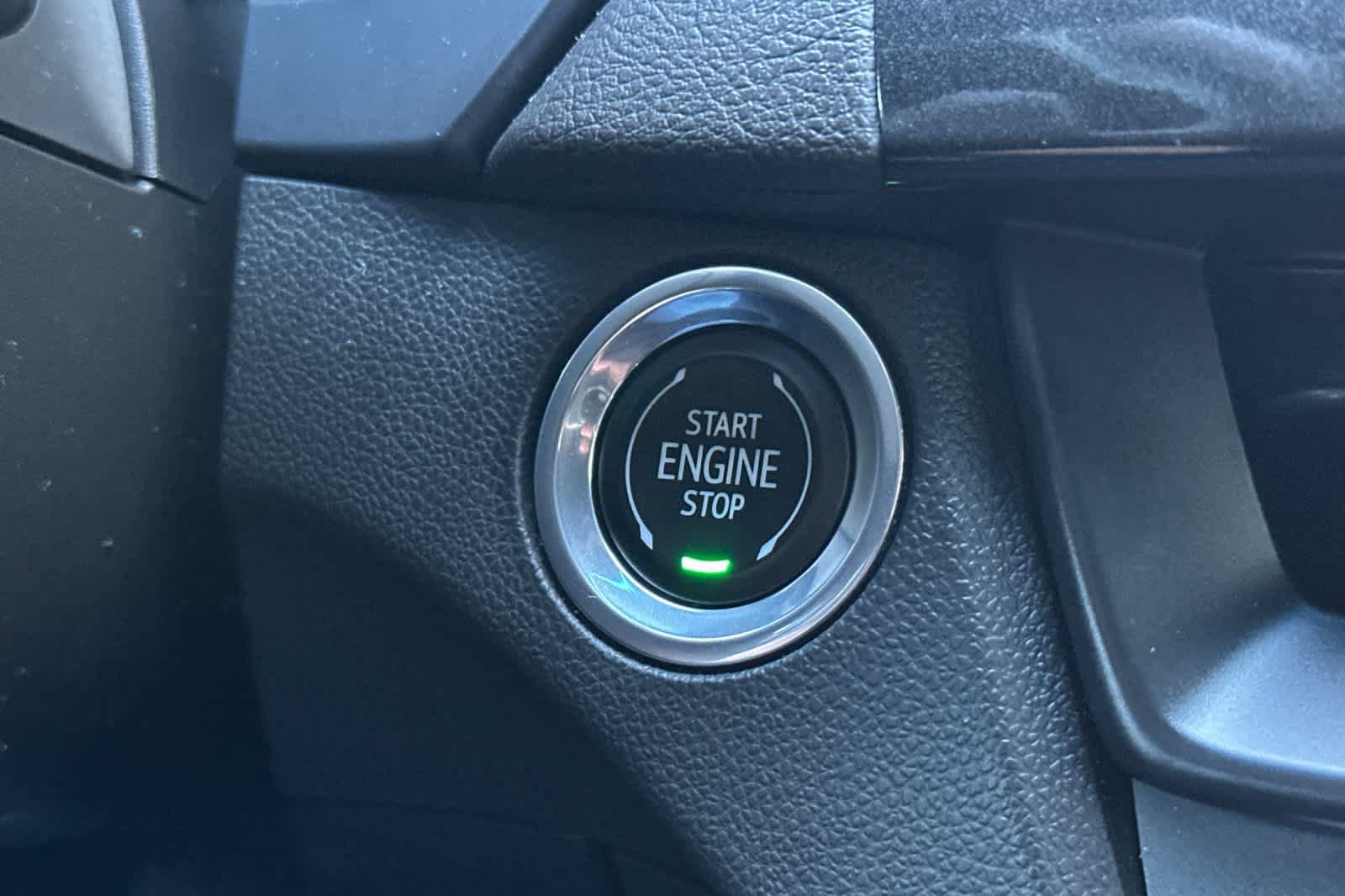 Used 2024 Cadillac CT4 Luxury RWD image 23