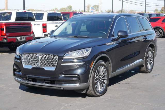 Used 2024 Lincoln Aviator AWD w/ Premium Package image 8