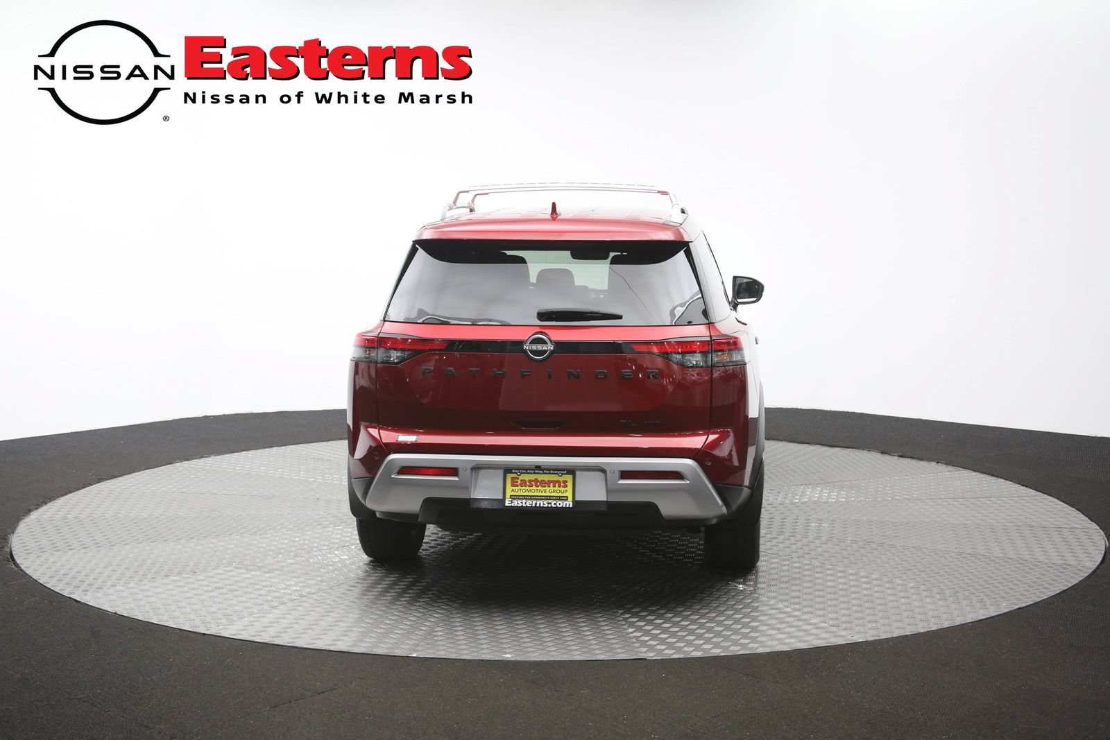 Used 2023 Nissan Pathfinder SL w/ Lighting Package (N92) AWD/4WD image 33