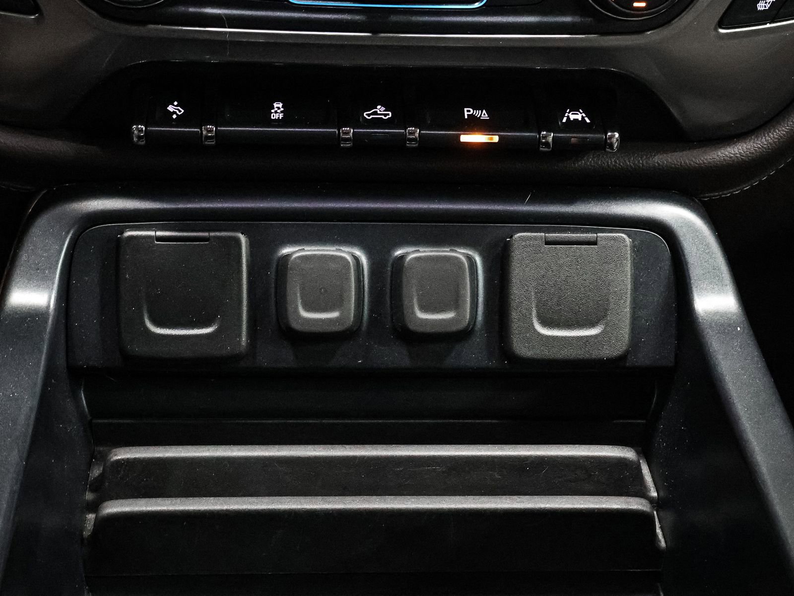 Used 2018 Chevrolet Silverado 1500 LTZ w/ LTZ Plus Package image 30