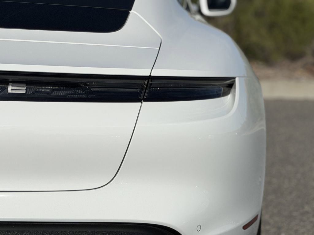 Used 2020 Porsche Taycan Turbo image 12