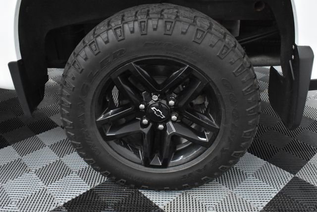 Used 2021 Chevrolet Silverado 1500 LT Trail Boss w/ Bed Protection Package image 11