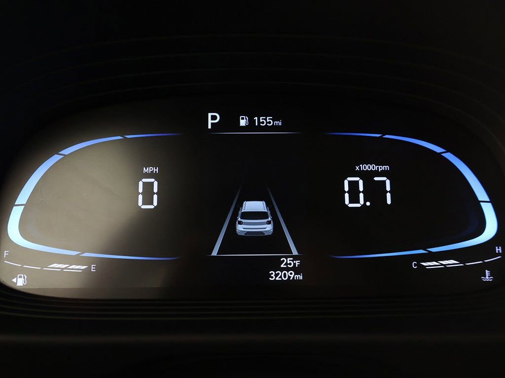 Certified 2025 Hyundai Venue Limited image 33