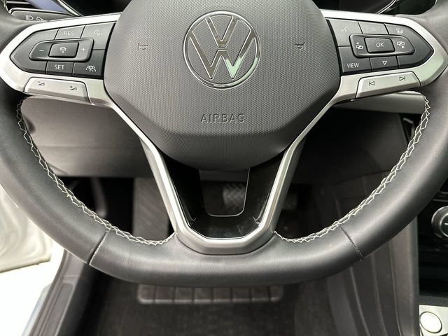 Certified 2024 Volkswagen Taos SE AWD/4WD image 15