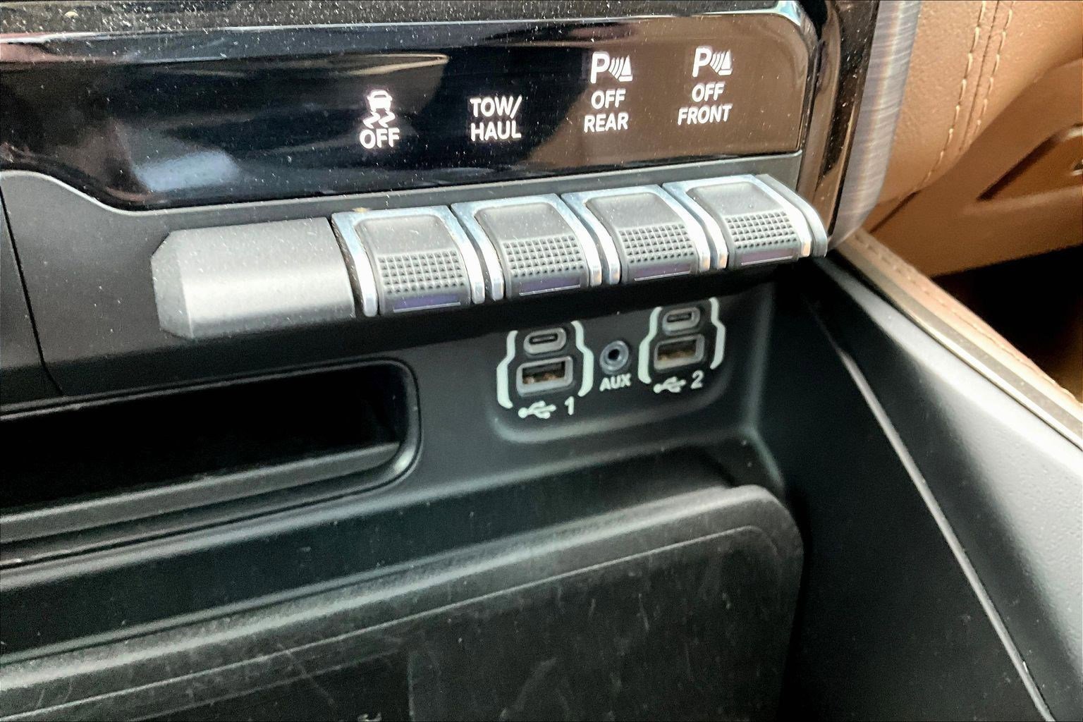 Used 2020 RAM 1500 Longhorn AWD/4WD image 15