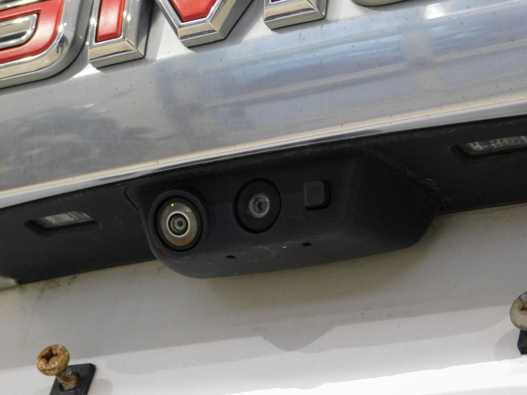 Used 2023 GMC Yukon Denali image 89