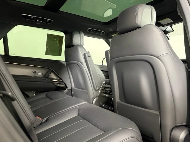 Used 2025 Land Rover Range Rover Sport Dynamic SE AWD/4WD image 31