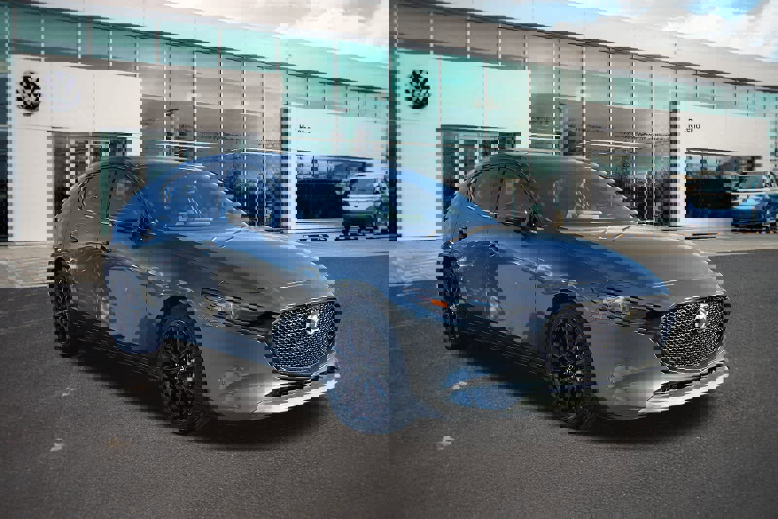 Used 2023 MAZDA MAZDA3 s image 3