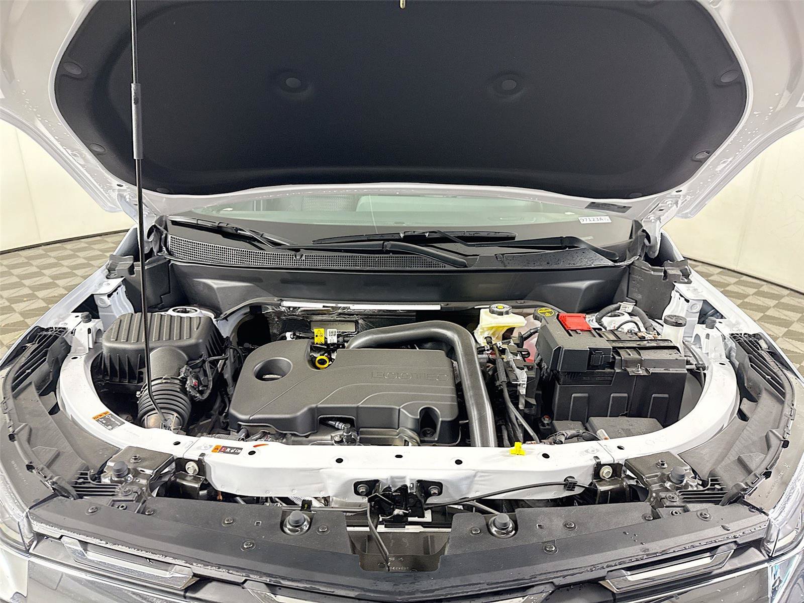 Used 2026 Chevrolet Equinox LT w/ LPO, Floor Liner Package AWD/4WD image 22