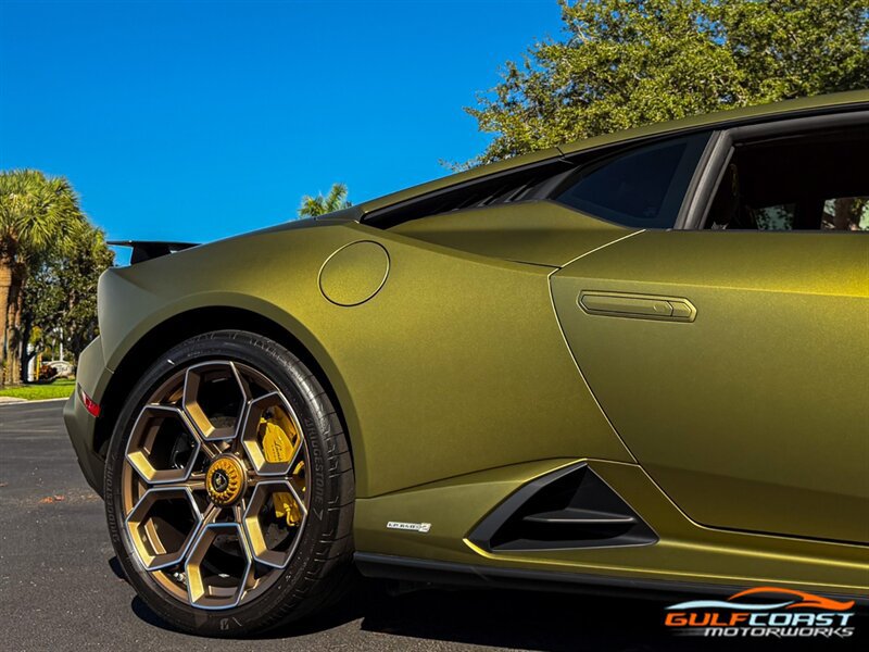 Used 2023 Lamborghini Huracan Tecnica RWD image 65