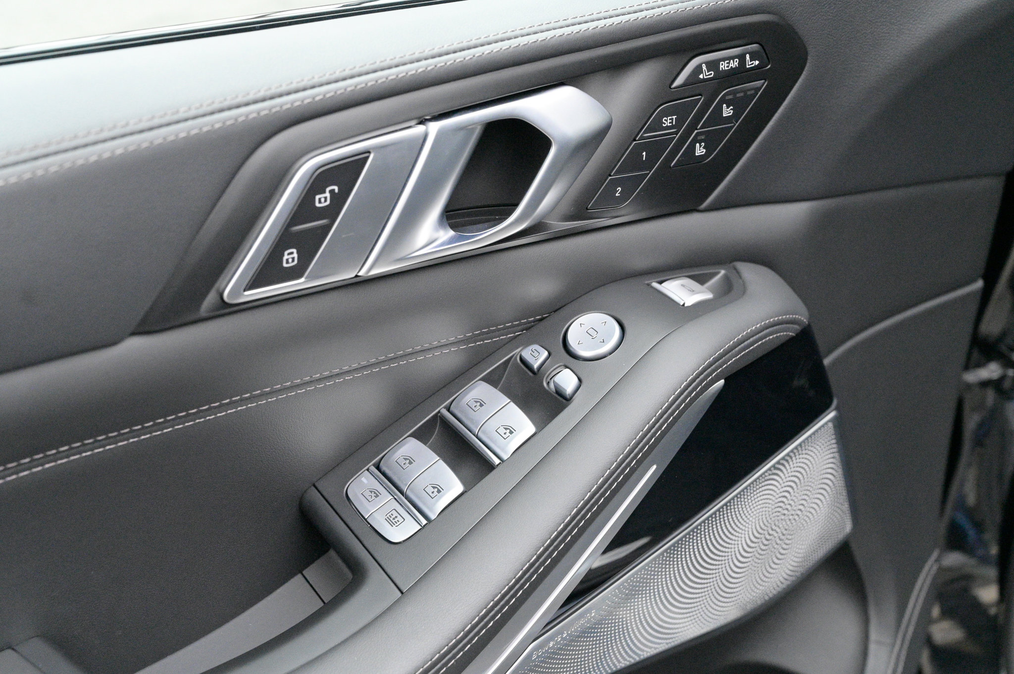 Used 2025 BMW ALPINA XB7 image 20