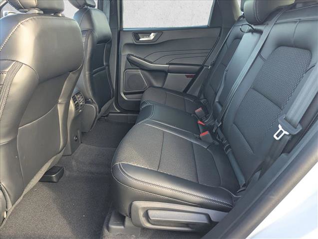 New 2026 Ford Escape SE image 14