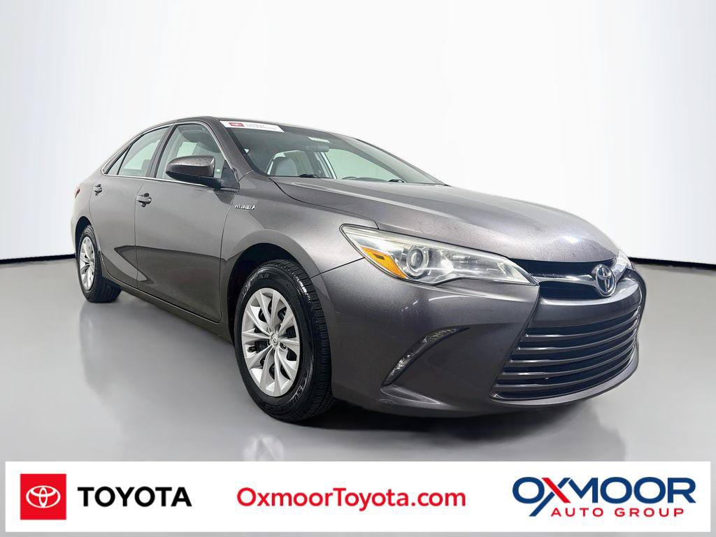 Certified 2017 Toyota Camry LE FWD image 1