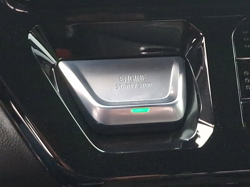 Used 2025 GMC Sierra 1500 AT4X image 25