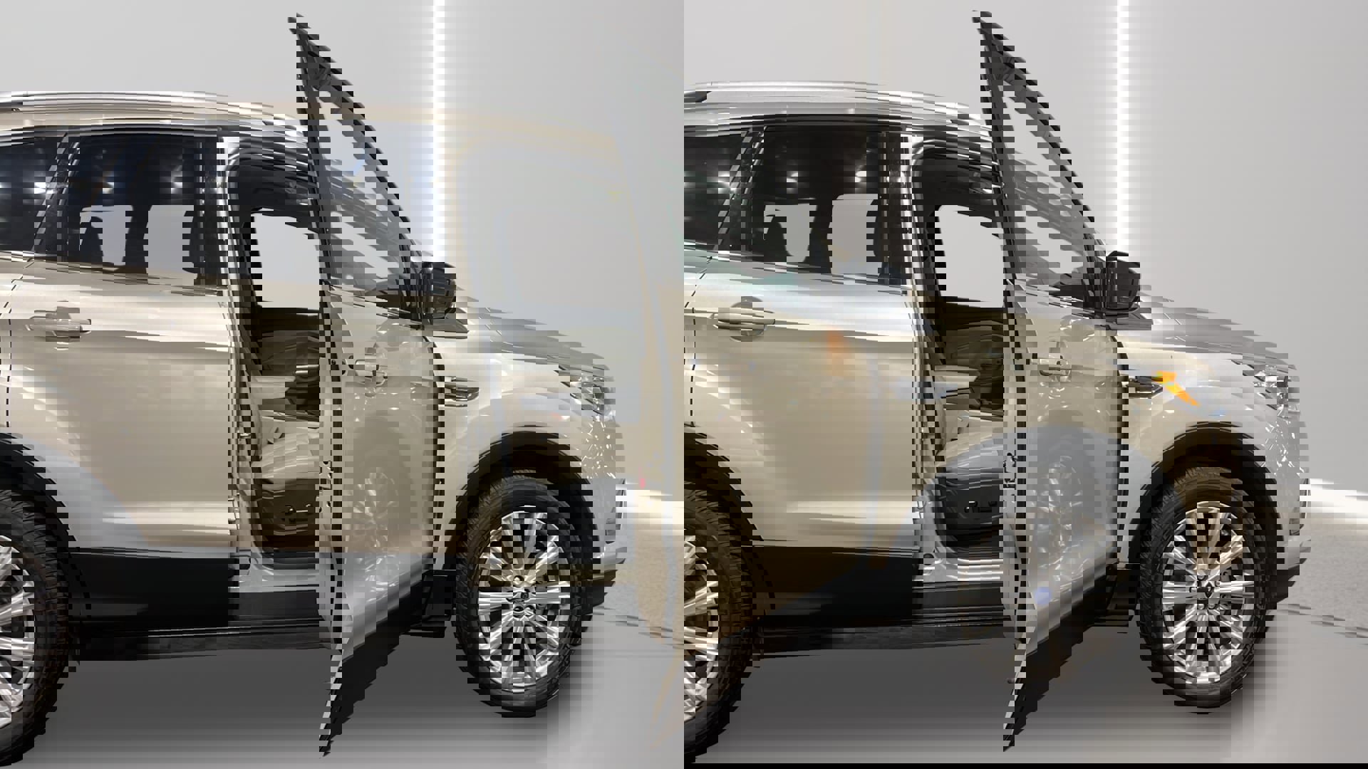 Used 2017 Ford Escape Titanium image 17