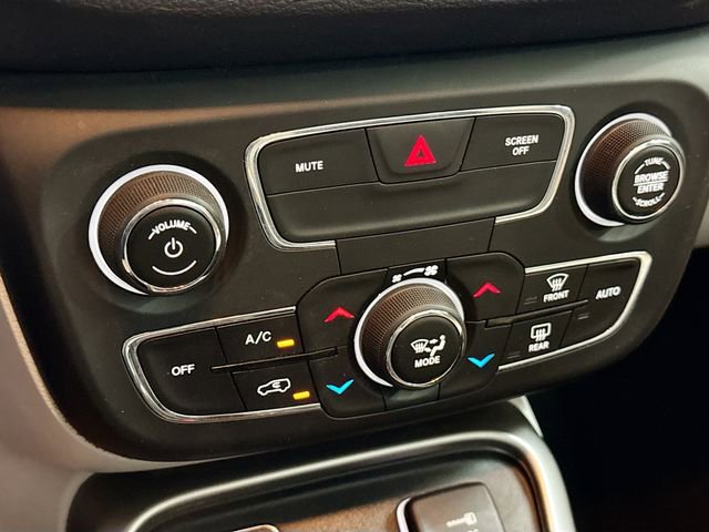 Used 2019 Jeep Compass Latitude w/ Popular Equipment Group FWD image 16