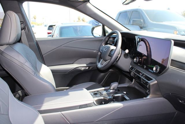 Certified 2025 Lexus RX 350 Premium FWD image 5
