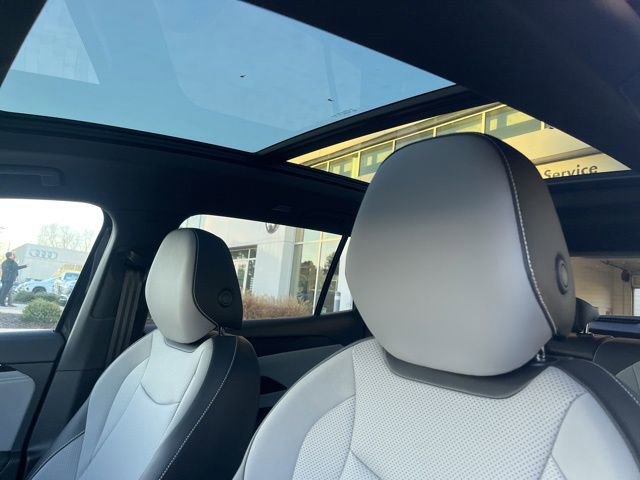 New 2026 Volkswagen Tiguan SE R-Line image 31