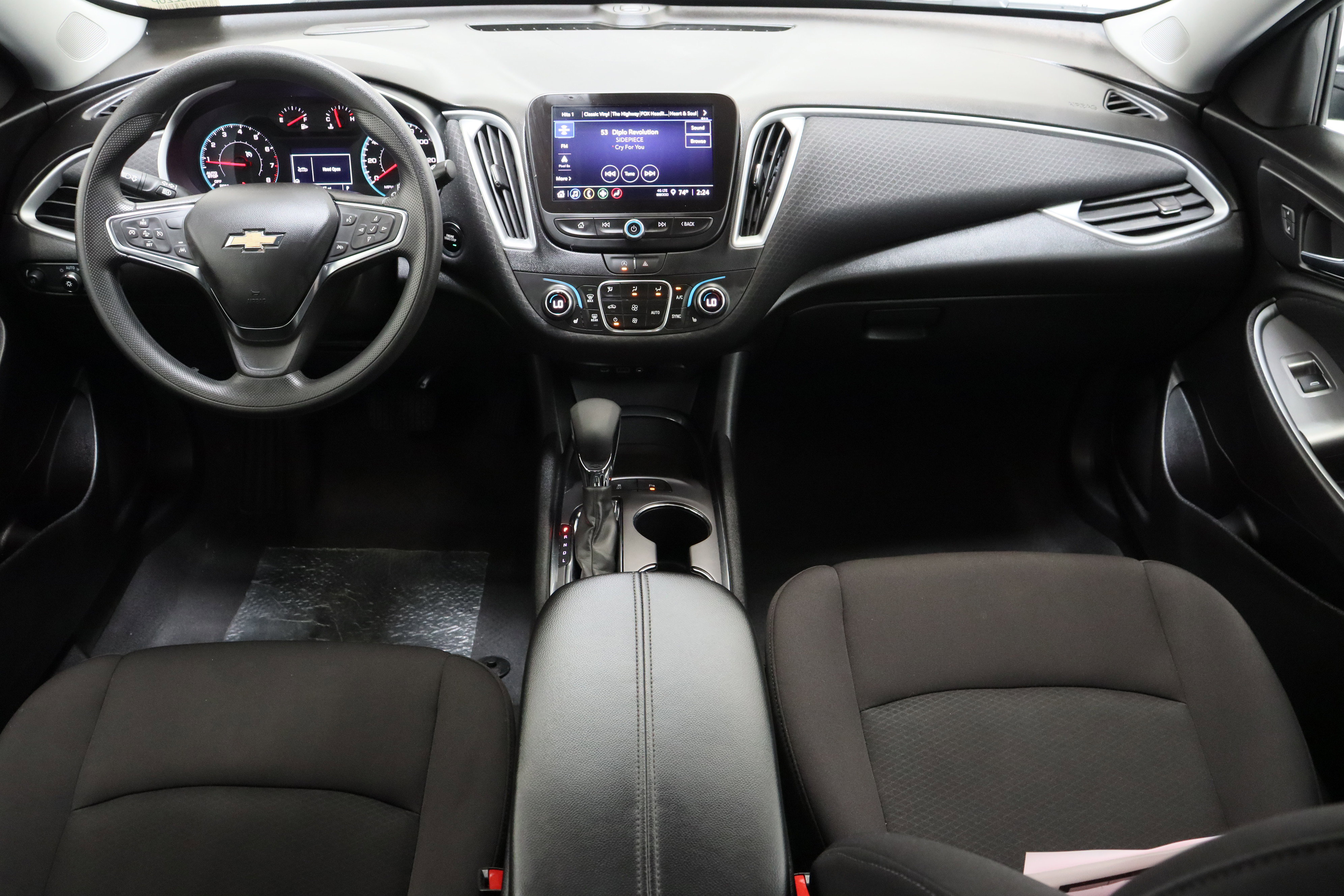 Used 2024 Chevrolet Malibu LT FWD image 30
