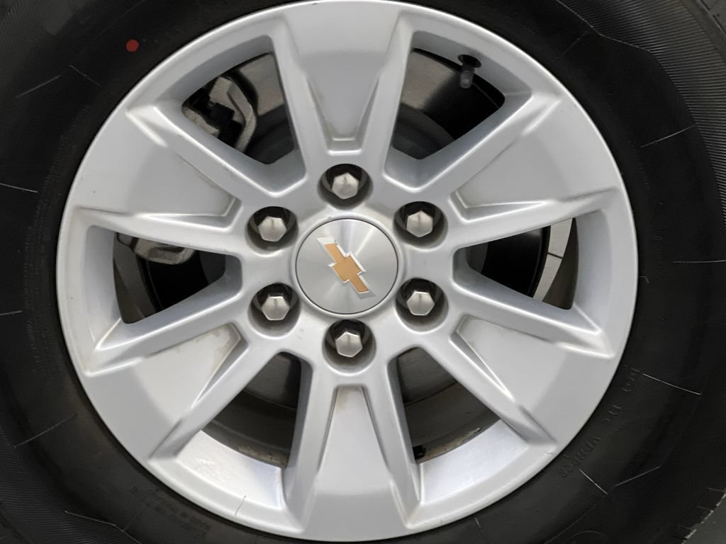 Used 2025 Chevrolet Silverado 1500 LT AWD/4WD image 67