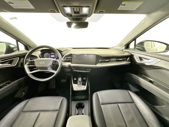 Used 2023 Audi Q4 e-tron Prestige image 3
