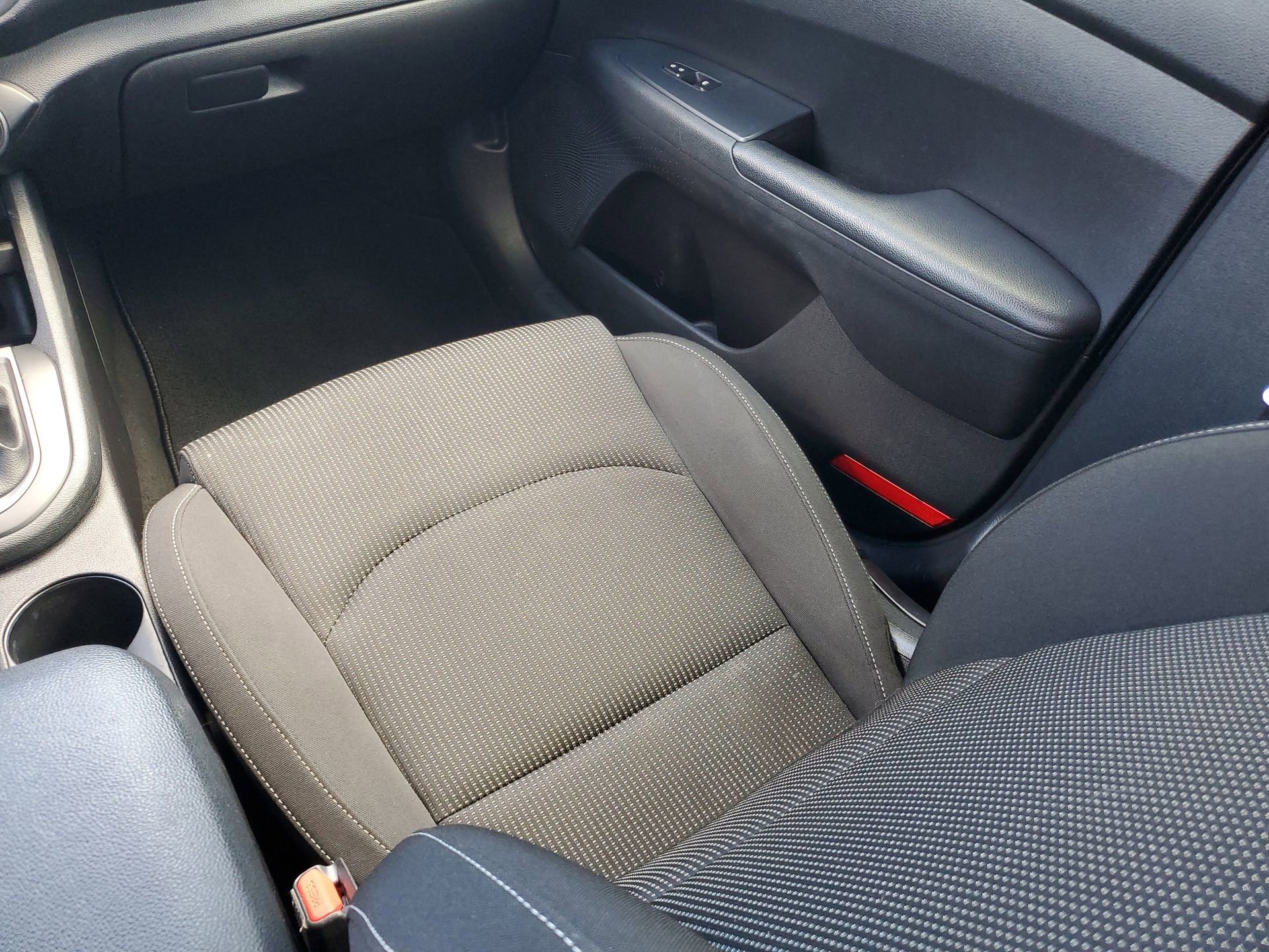 Used 2020 Kia Forte LXS image 14