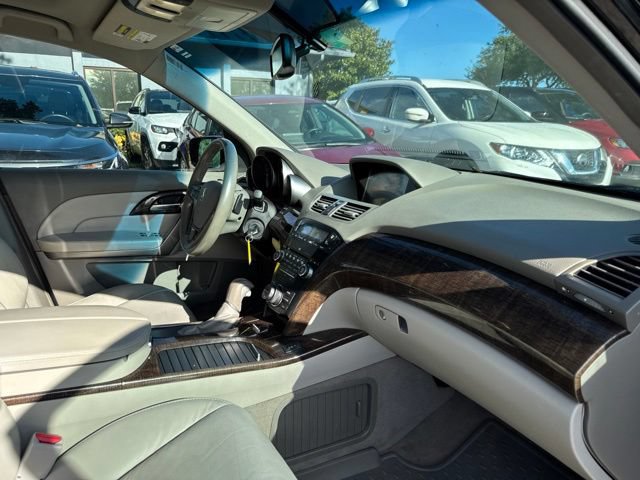 Used 2011 Acura MDX w/ Technology Package AWD/4WD image 10