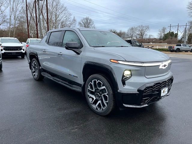 New 2025 Chevrolet Silverado EV RST image 4