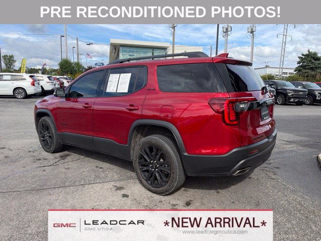 Used 2023 GMC Acadia SLE w/ Driver Convenience Package AWD/4WD image 3