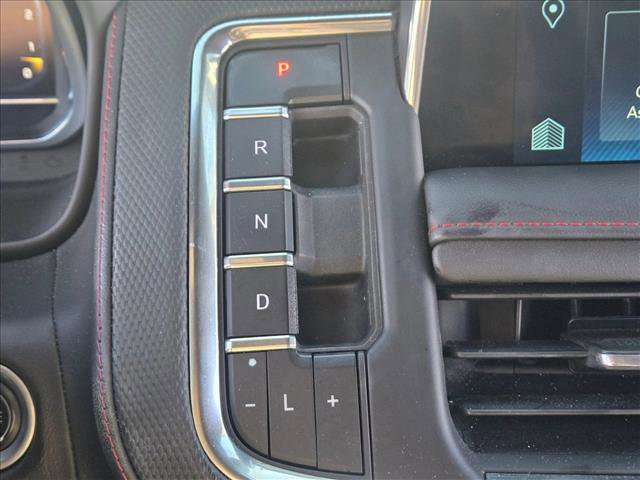 Used 2022 Chevrolet Tahoe RST w/ Luxury Package image 12