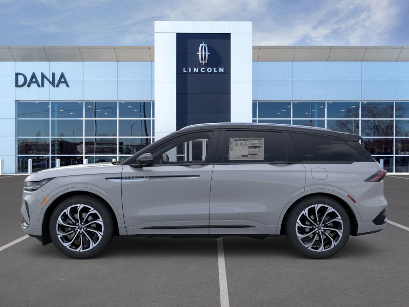 New 2026 Lincoln Nautilus Reserve AWD/4WD image 3