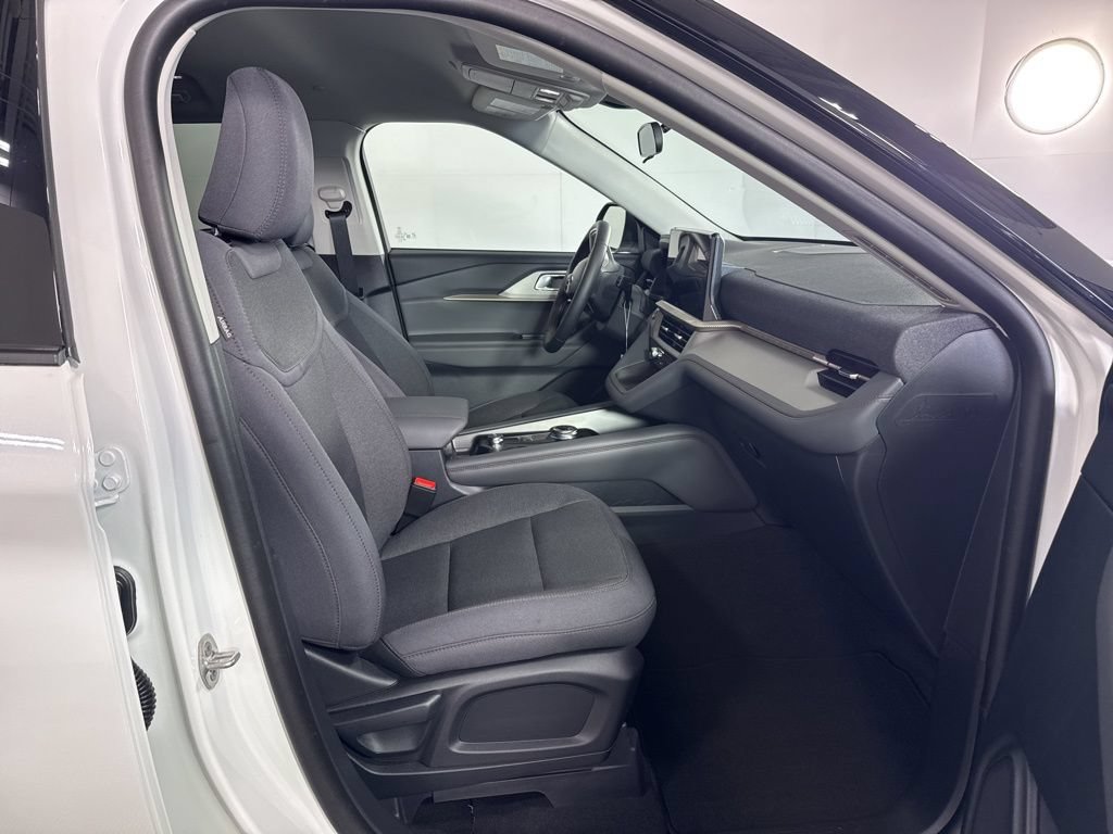 New 2026 Ford Explorer Active AWD/4WD image 15