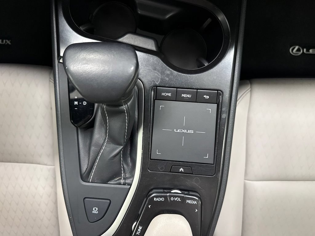 Used 2021 Lexus UX 200 w/ Accessory Package (Z1) FWD image 44