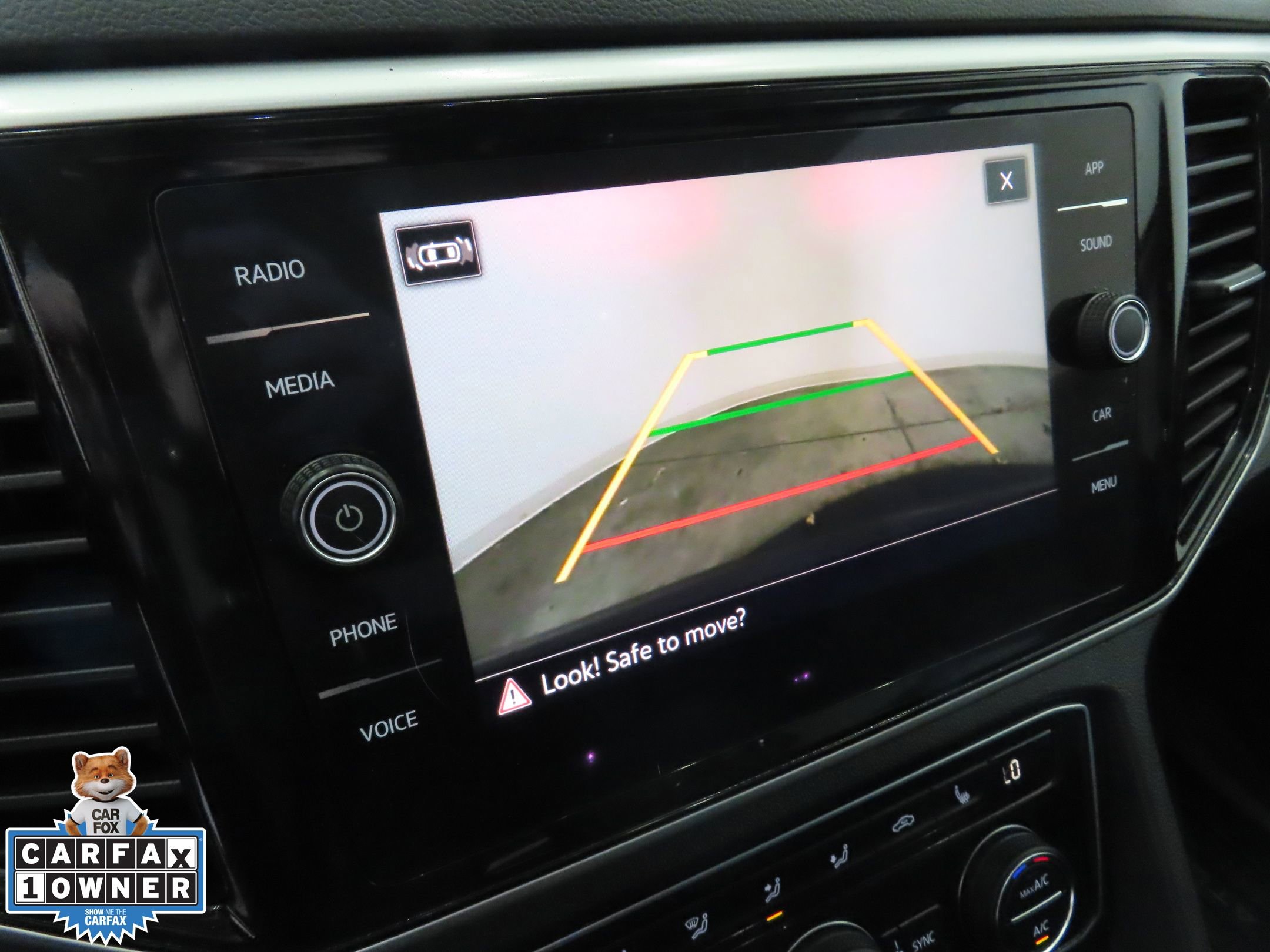 Used 2023 Volkswagen Atlas SE w/ Panoramic Sunroof Package image 20