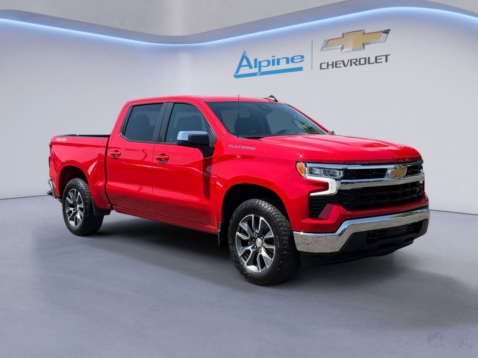 Used 2023 Chevrolet Silverado 1500 LT AWD/4WD image 7