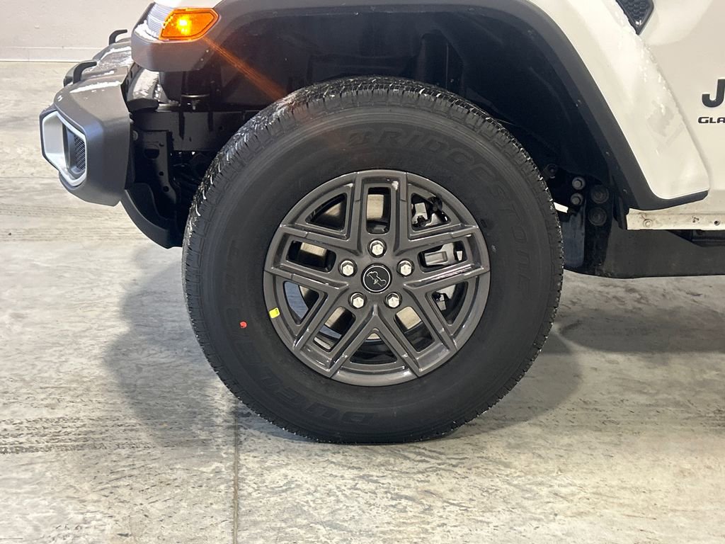 New 2026 Jeep Gladiator Sport image 11