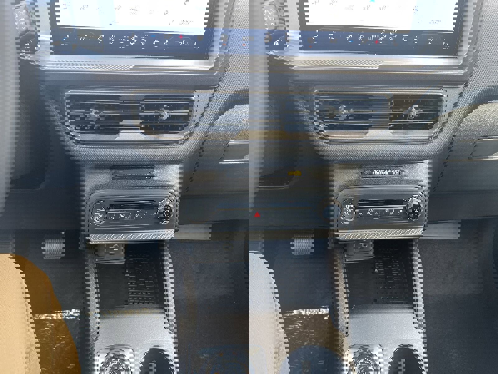 New 2025 Ford Bronco Sport Outer Banks w/ Outer Banks Tech Package+ image 24