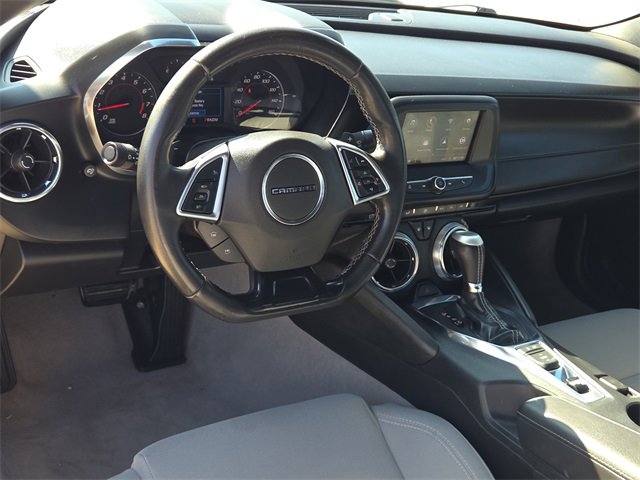 Used 2020 Chevrolet Camaro LT image 11