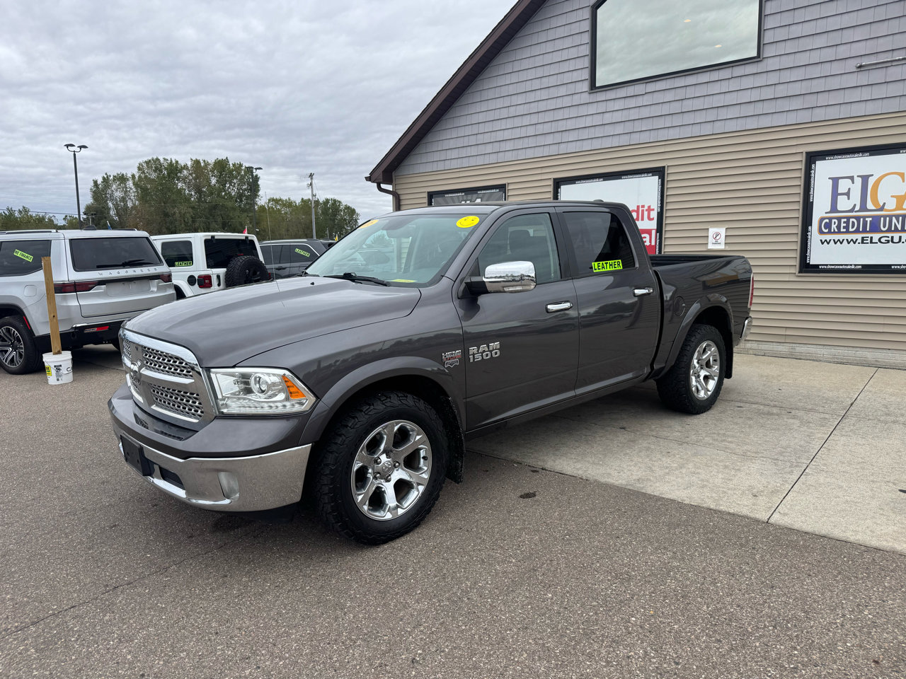 Used 2016 RAM 1500 Laramie w/ Convenience Group
