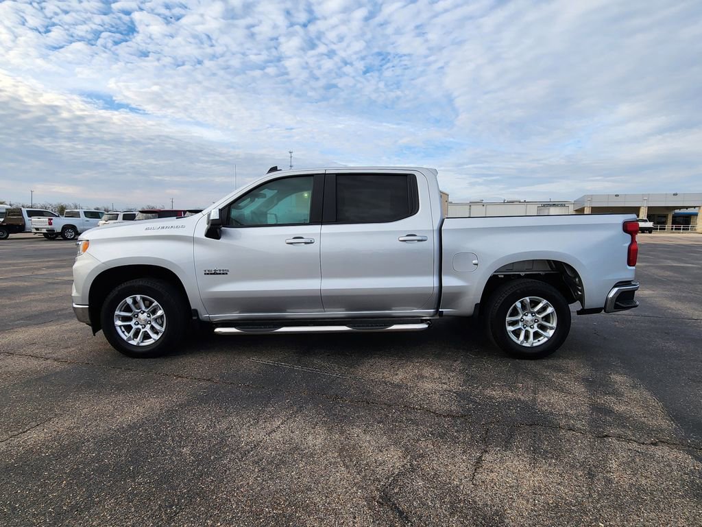 Used 2022 Chevrolet Silverado 1500 LT image 4