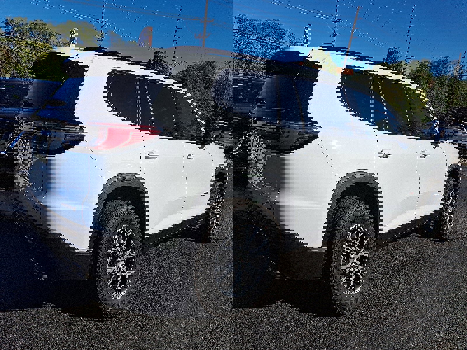 New 2026 GMC Acadia AT4 w/ Luxury Package image 4