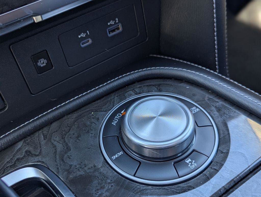 Used 2023 INFINITI QX80 Luxe w/ Cargo Package image 43